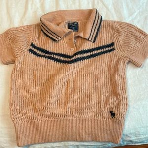 Short sleeves sweater